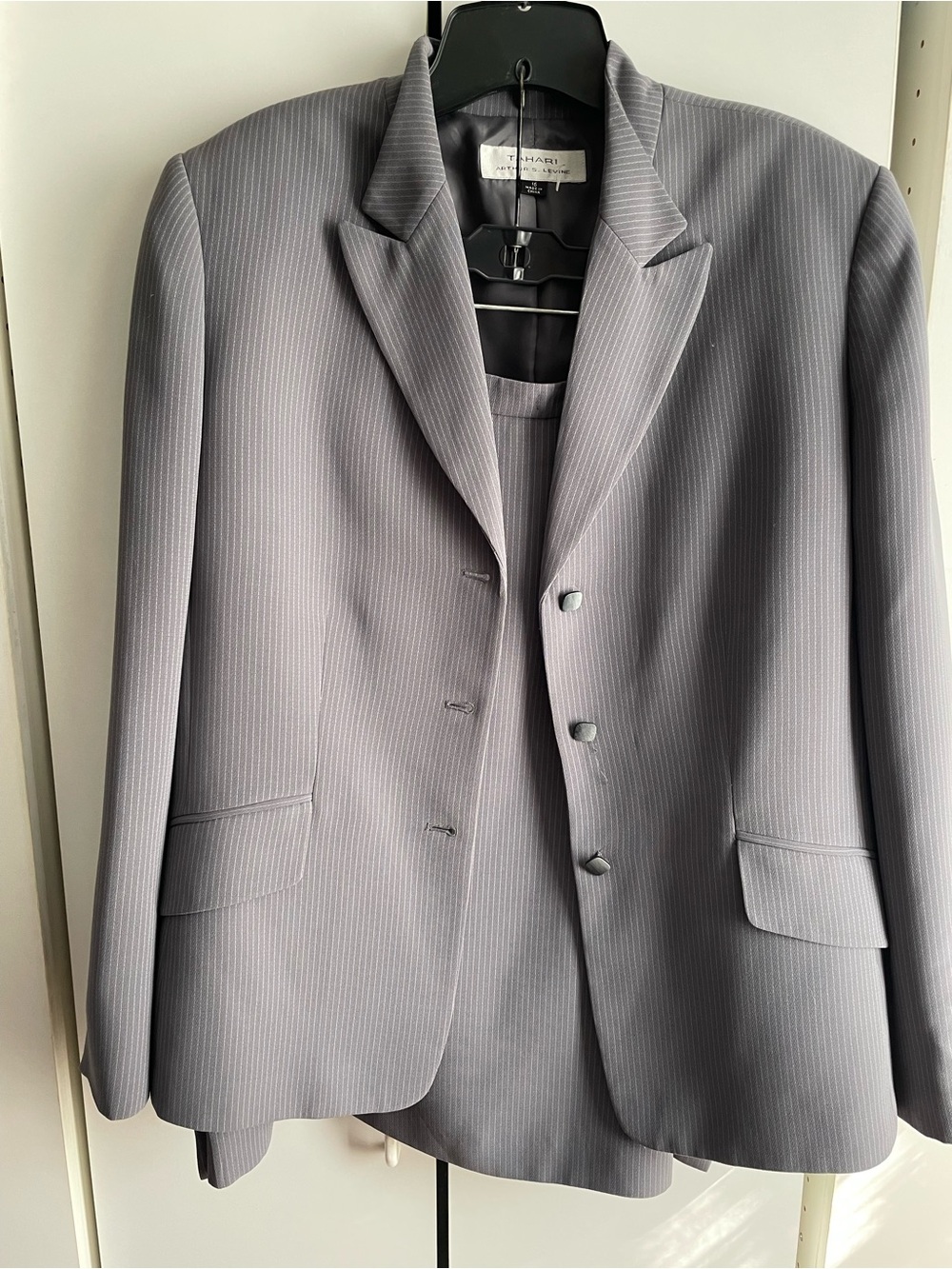 Tahari ASL Women Light Gray Pinstripe Suit Jacket
